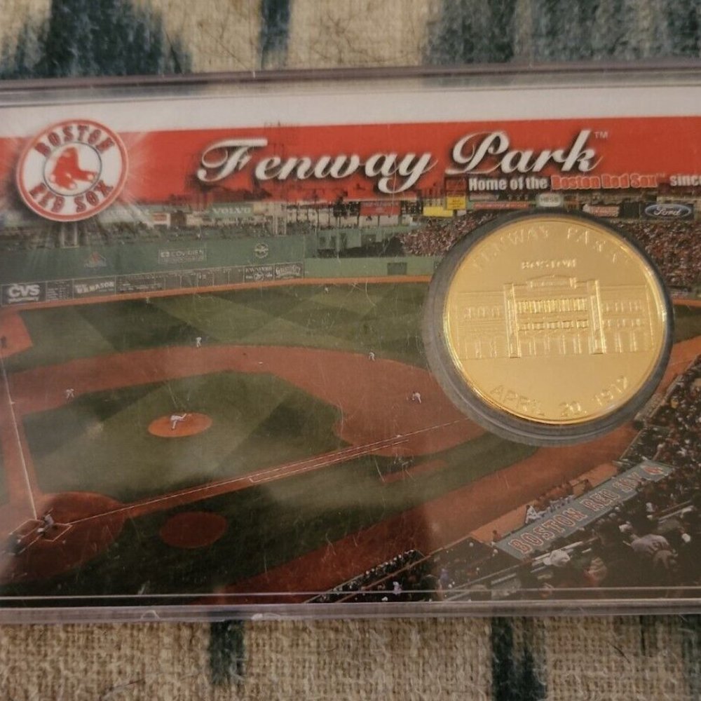 Fenway Park Boston Red Sox Highland Mint 24k Gold Flashed Medallion Coin